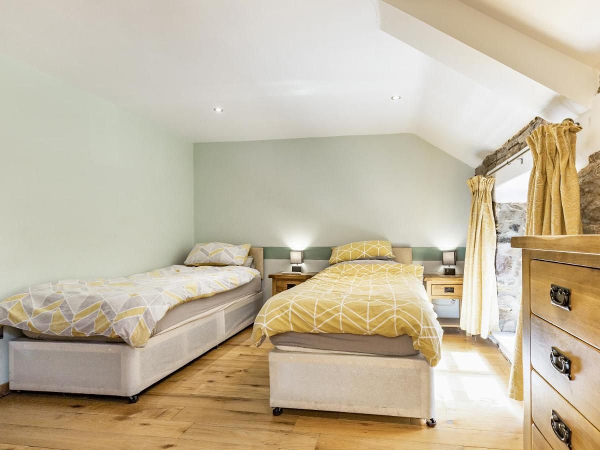 The Hayloft Villa Whaley Bridge Exterior photo